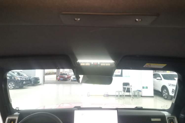 Used iCAR V23 2025 401 Two-Wheel Drive Intelligent Driving Version
