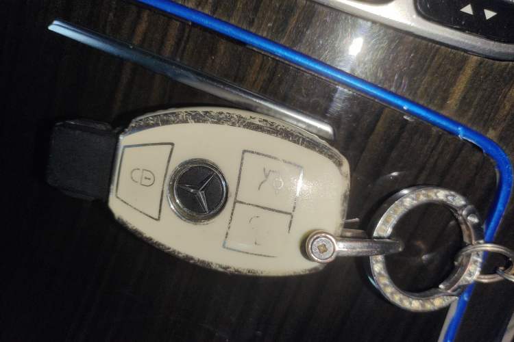 Used Mercedes-Benz C-Class 2015 Facelift C 200 L