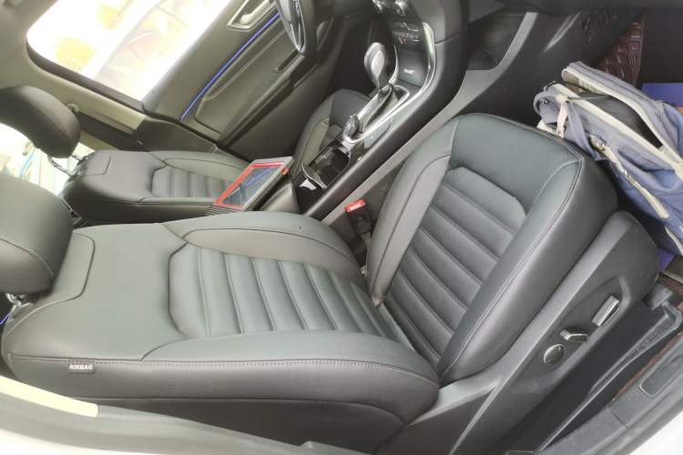 Used Ford Edge 2018 EcoBoost 245 Two-Wheel-Drive Titanium 7-Seater China VI Standard