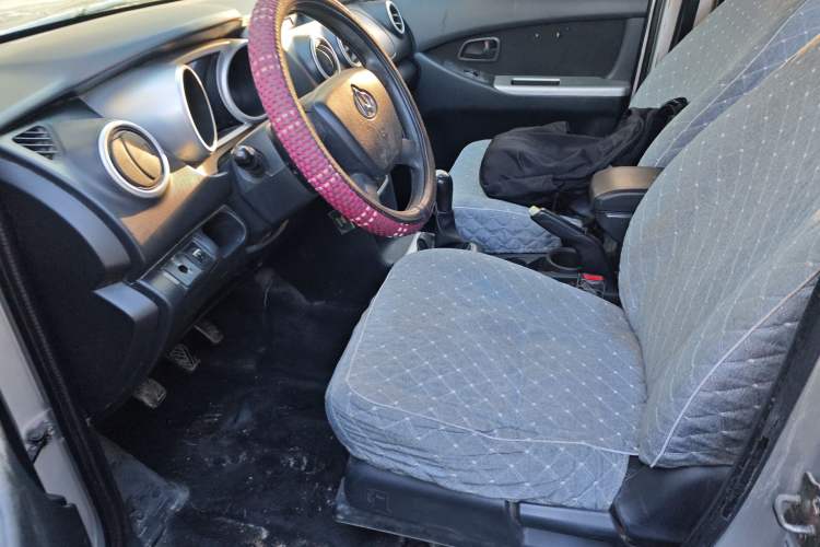 Used CHANGAN KAICHENG Ounuo S 2014 1.3L Happiness Model Left Front Seat