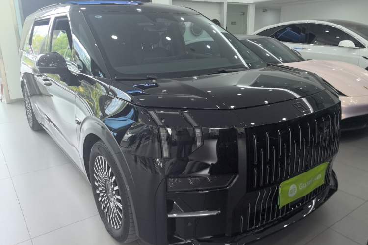 Used Zeekr 009 2022 WE Edition
