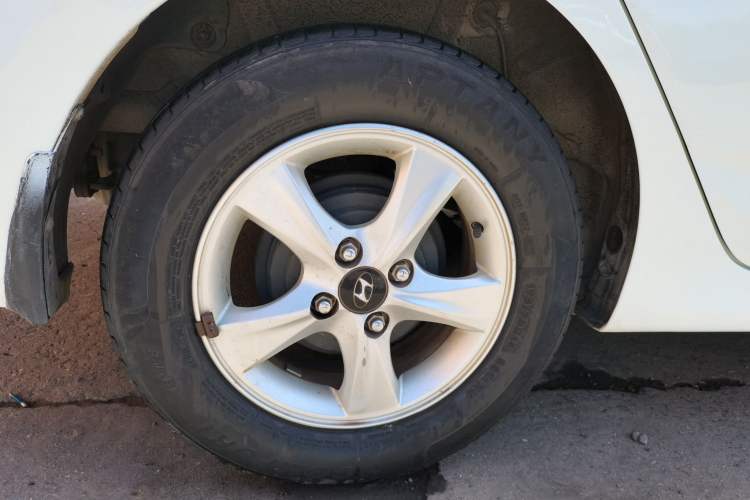 Used Hyundai Verna (older generation) 2014 1.4L Manual Fashion GS Model
