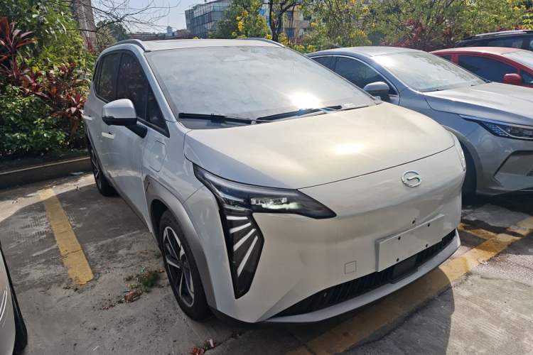 Used AION Y 2023 Younger Star Edition