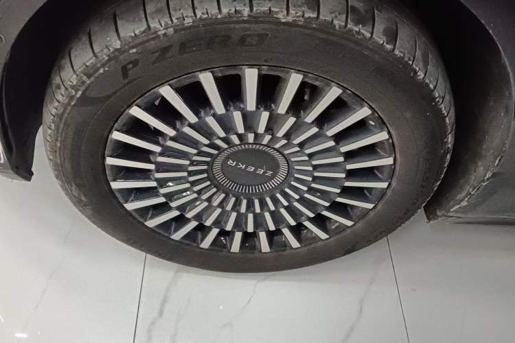 Used Zeekr 009 2024 Six-Seat Executive Version 4WD 140 kWh