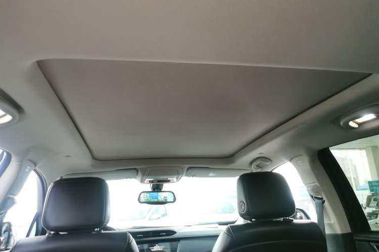 Used Cadillac XT5 2018 25T Luxury Model
