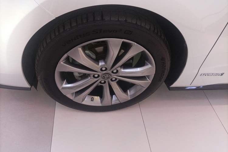 Used Toyota SIENNA 2021 2.5L Hybrid Premium Edition