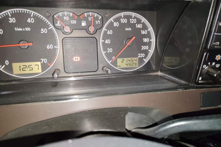 Used Volkswagen Santana Classic 2007 1.8L Jingchang Model
