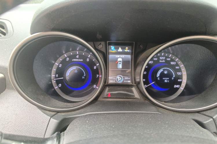 Used CHANGAN CS75 2014 1.8T Automatic Elite Model China IV Standard Instrument Cluster