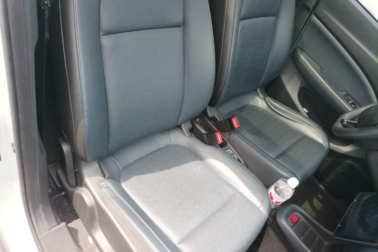 Used Leapmotor T03 2022 YAOJIN Edition Right Front Seat