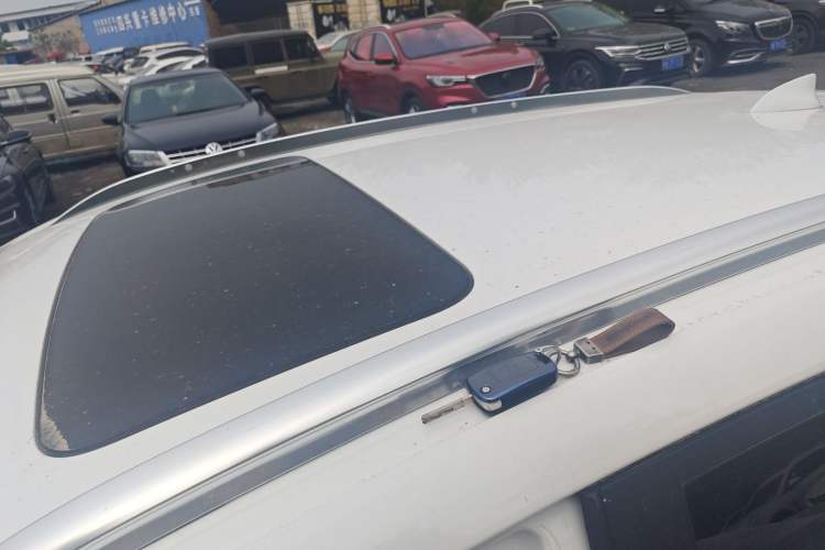 Used Buick Excelle GX 2019 18T Automatic Connected Elite Model China V Standard Roof