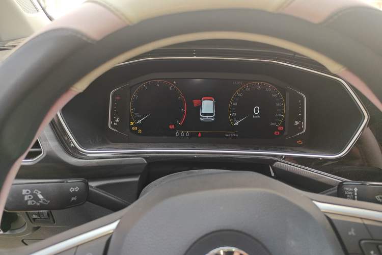 Used Volkswagen Tacqua 2020 1.5L Automatic Yue
