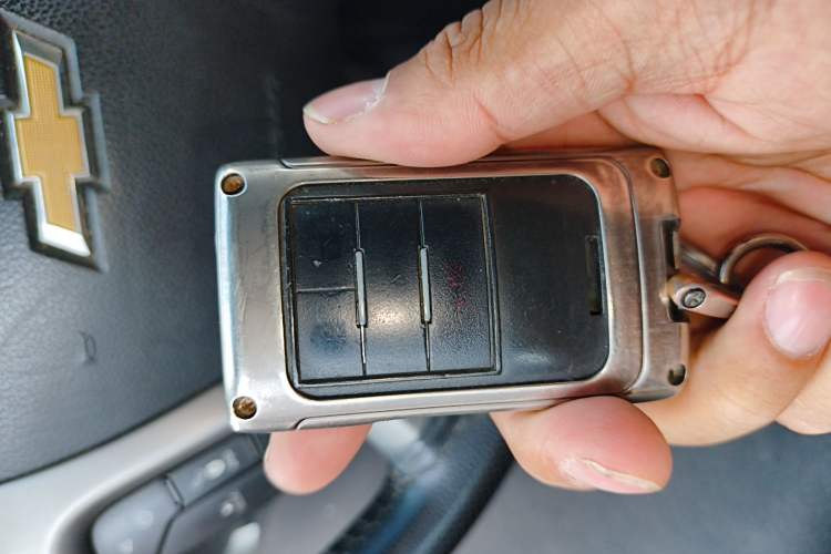 Used Chevrolet Captiva 2015 2.4L Two-Wheel Drive Urban Version 7 Seats