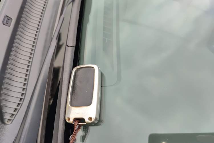 Used Toyota Land Cruiser 2015 4.0L 5-Seater Middle East Version
