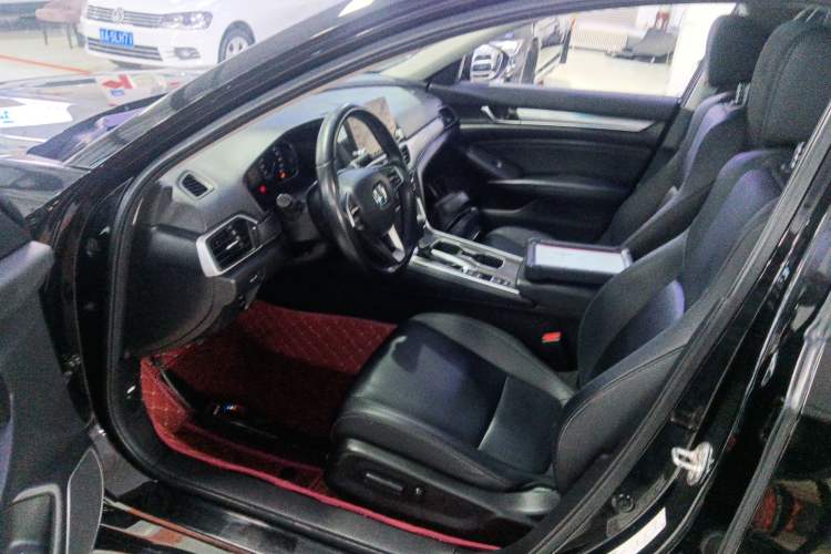 Used Honda Accord 2018 260TURBO Elite Edition China V Left Front Seat