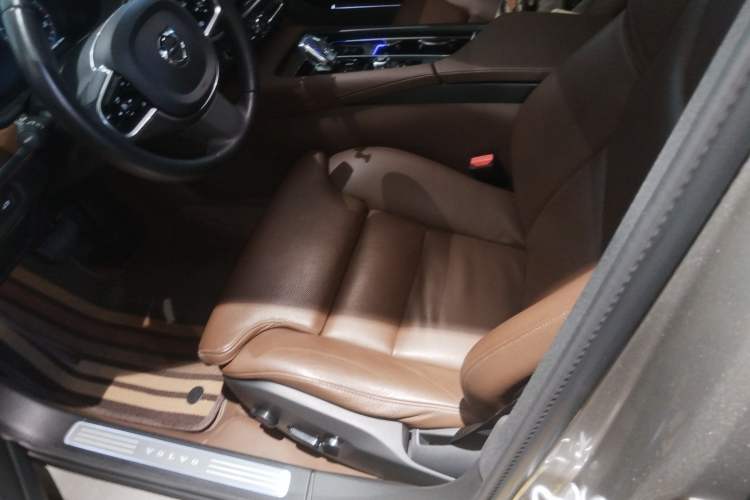 Used Volvo S90 2021 B5 Zhiyuan Luxury Edition