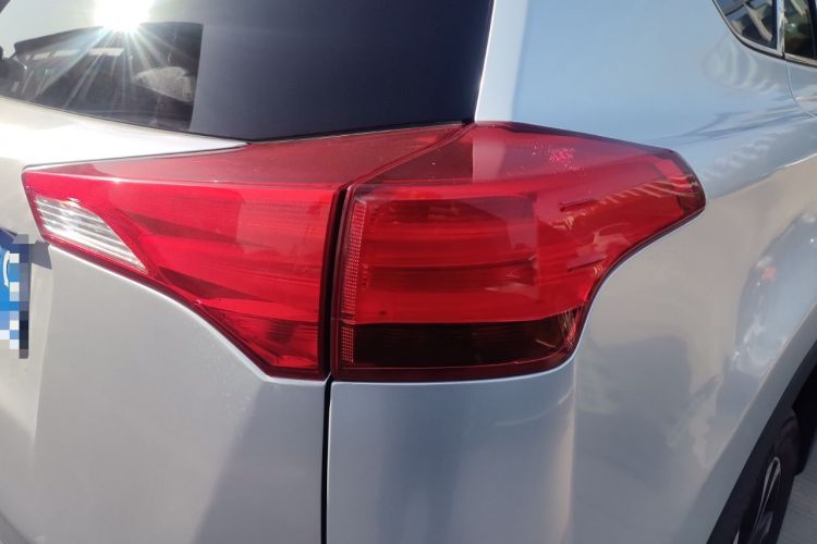 Used Toyota RAV4 2015 2.5L Automatic 4x4 Elite Edition