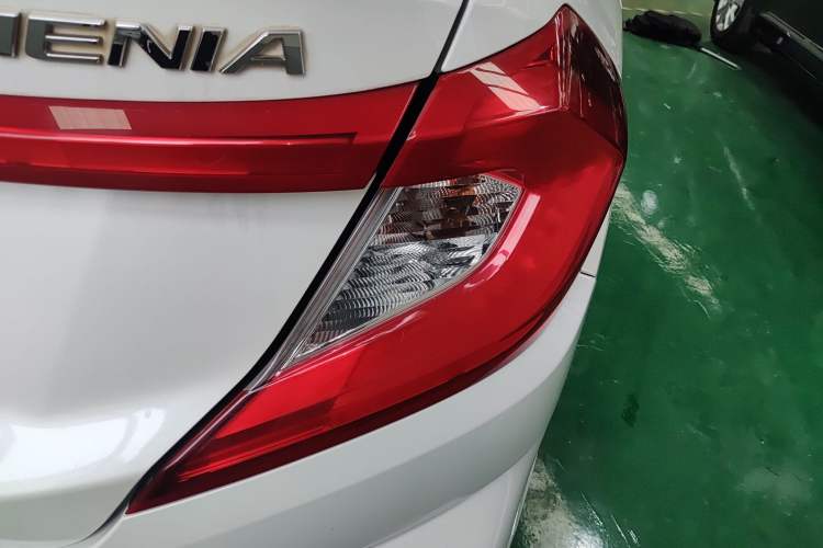 Used Honda Gienia 2017 1.5L CVT Classic Edition Exterior 3