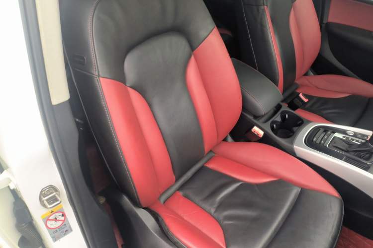 Used Audi Q5 2017 Plus 40 TFSI Technology Model
