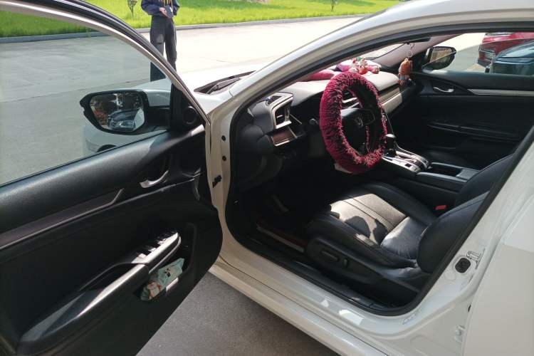 Used Honda Civic 2016 220TURBO CVT Prestige Edition