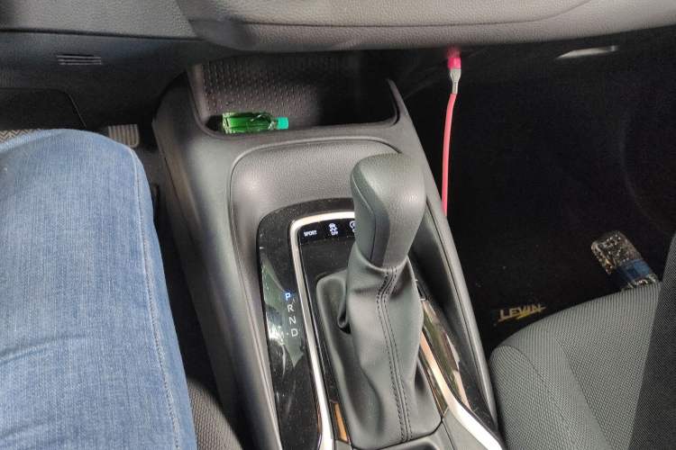 Used Toyota Levin 2021 185T CVT Luxury Edition
