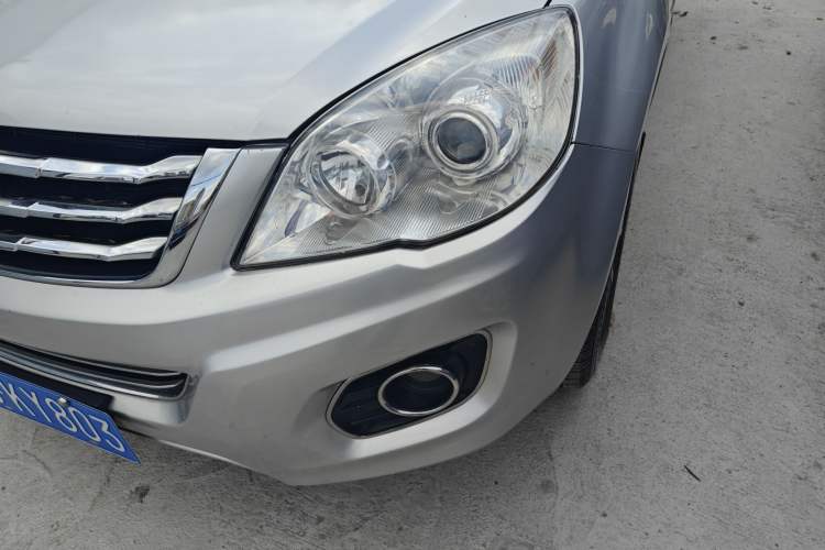 Used Haval H6 2015 Upgraded Model 1.5T Manual Two-Wheel Drive Elite Version