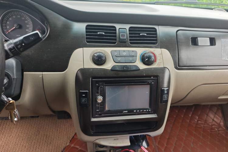 Used JAC Group Refine 2011 2.4L Government Procurement Version Manual Luxury Trim Audio And AC Panel