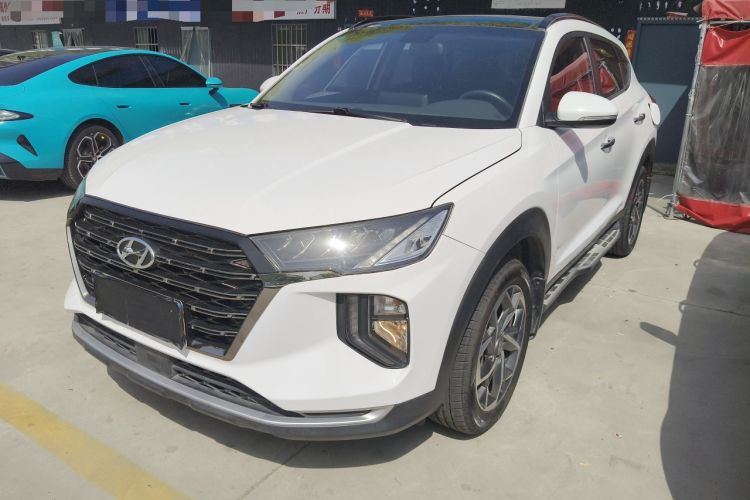 Used Hyundai Tucson 2020 280TGDi Two-Wheel-Drive GLS Fashion Edition China VI Standard