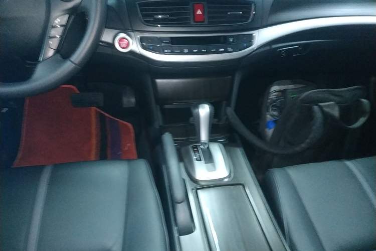 Used Honda Crosstour 2014 2.4L Luxury Edition
