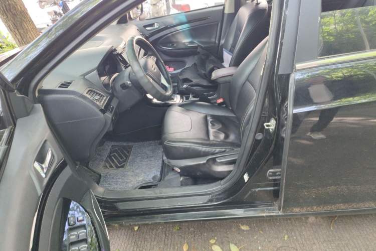 Used BYD Surui 2012 1.5L Manual Comfort Edition
