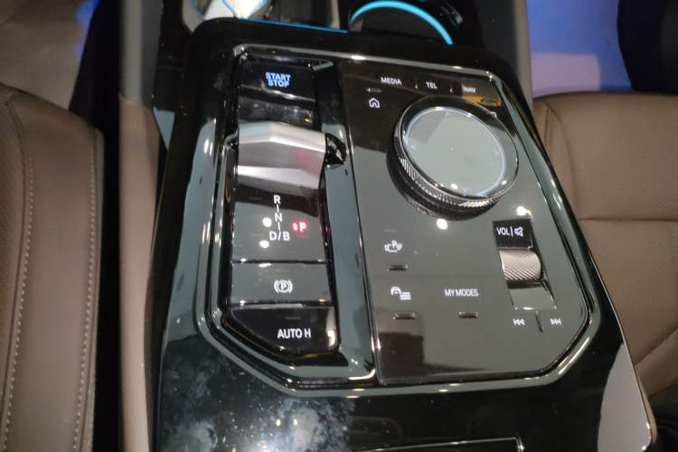 Used BMW i5 2024 eDrive 35L Luxury Package
