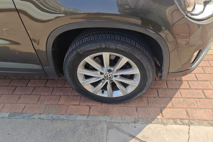 Used Volkswagen Tiguan 2015 1.8TSI Automatic All-Wheel Drive Comfort Edition