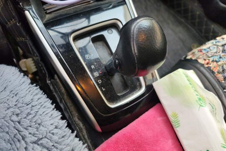 Used Nissan Sylphy 2021 Classic 1.6XL CVT Luxury Edition Gear Lever