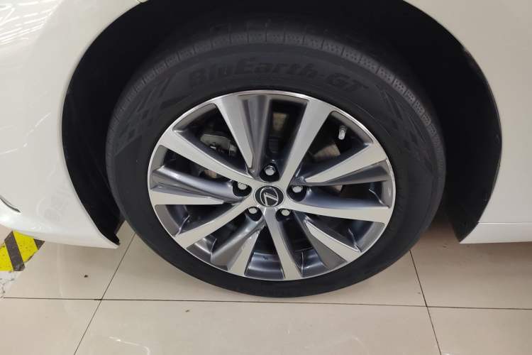 Used Lexus ES 2020 200 Luxury Edition
