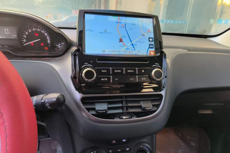 Used Peugeot 2008 2014 1.6L Manual Trend Edition
