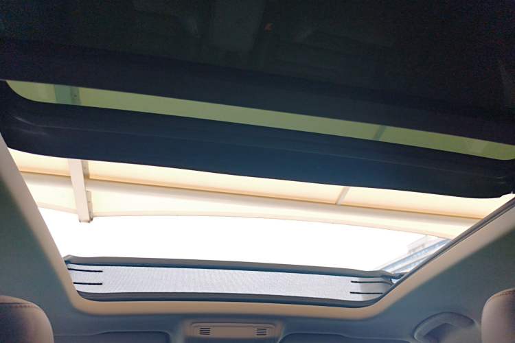 Used Volkswagen Tharu 2021 280TSI Two-Wheel Drive Comfort Edition Headliner