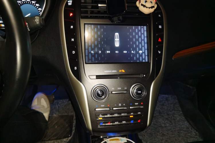 Used Lincoln MKC 2018 2.0T Four-Wheel Drive Zunya Edition