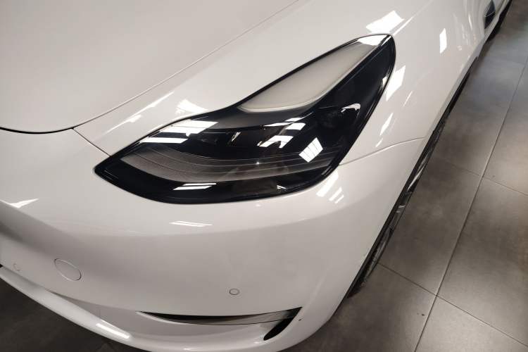 Used Tesla Model Y 2021 Standard Range Rear-Wheel Drive Version
