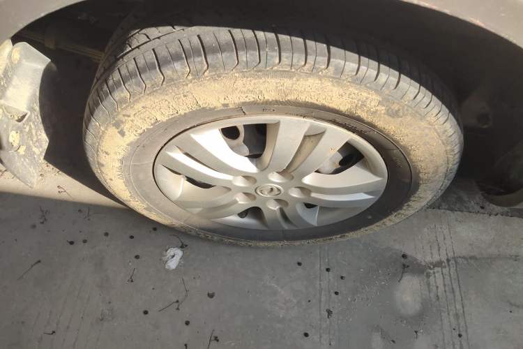 Used FORTHING Lingzhi 2017 Restyled M3L 1.6L 7-Seater Comfort Version