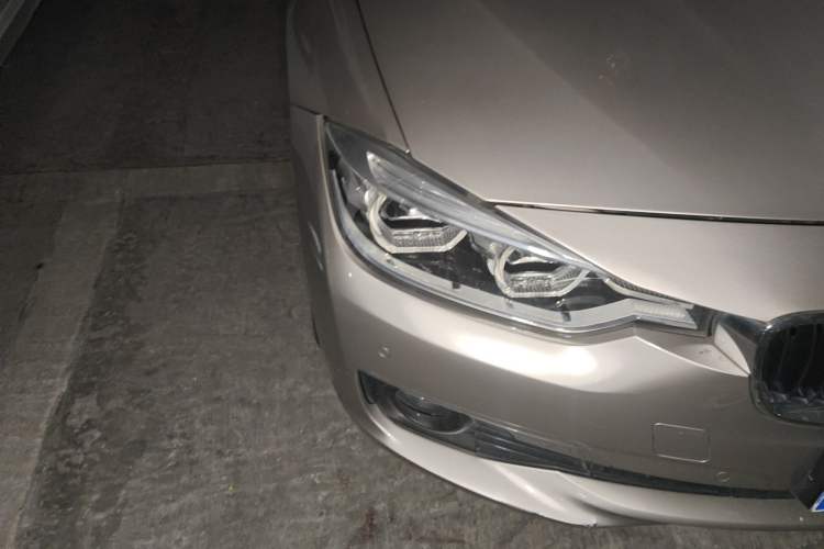 Used BMW 3 Series 2016 320Li Fashion Model Right Front Headlight