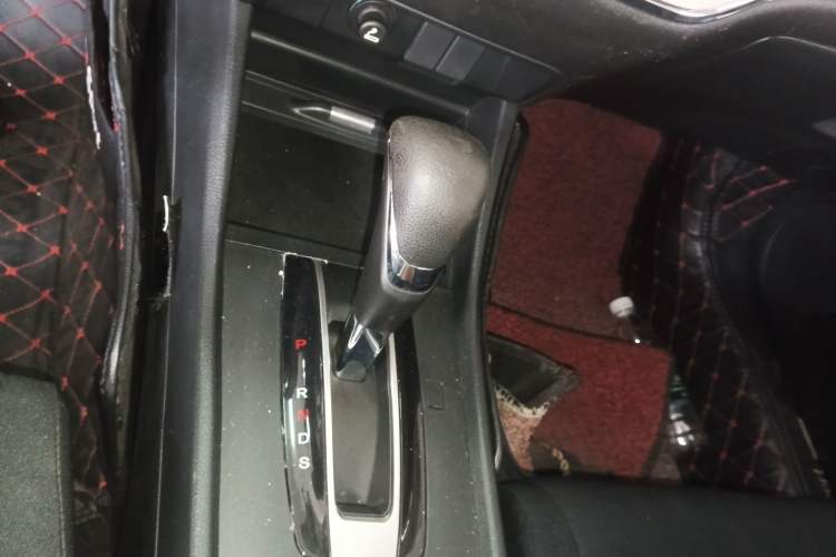 Used Honda Jade 2017 1.8L Automatic Classic Edition 5 seats