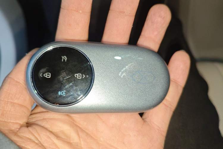 Used Hima Luxeed R7 2026 Model Pure Electric Ultra Vehicle Key