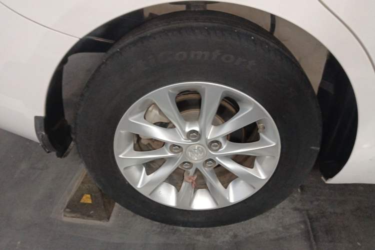 Used Buick GT 2018 15T Dual-Clutch Advanced Model China V Standard Right Rear Wheel Hub