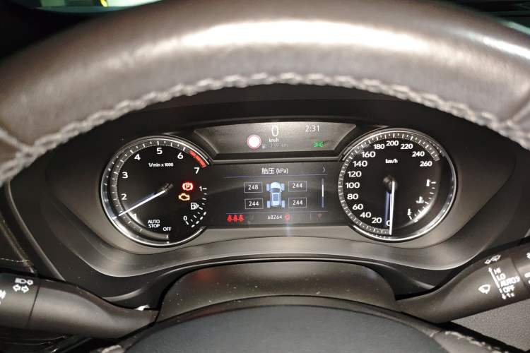 Used Cadillac XT4 2018 28T Two-Wheel-Drive Luxury Model Instrument Cluster