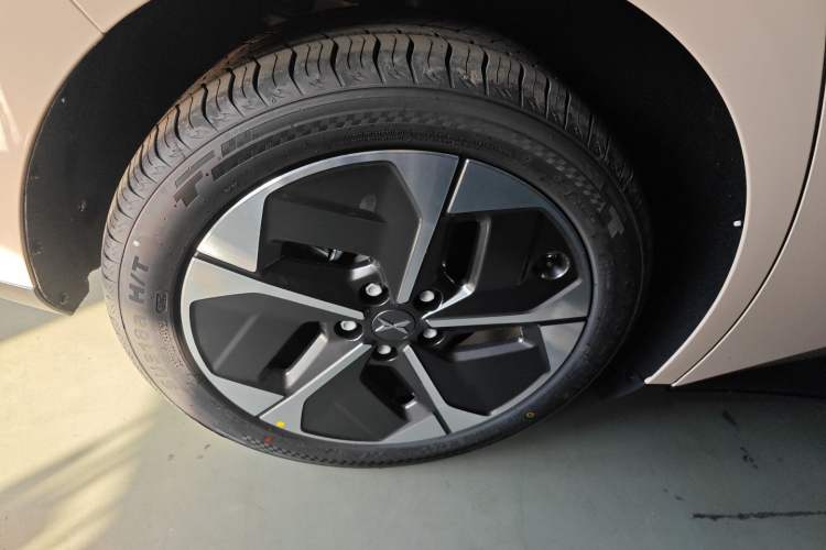 Used XPeng MONA M03 2025 620 Ultra-Long Range Plus
