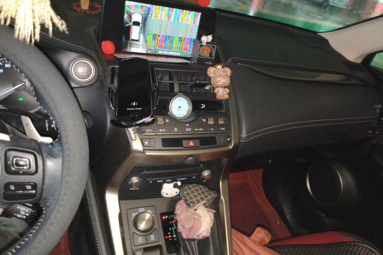 Used Lexus NX 2018 300 Front-Drive Freeline Edition Audio And AC Panel