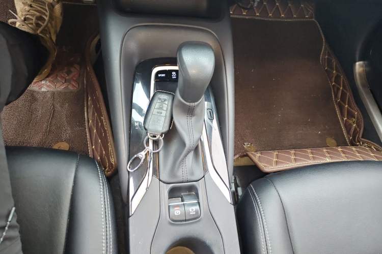 Used Toyota Corolla 2019 1.2T S-CVT GL-i Elite Edition Gear Lever