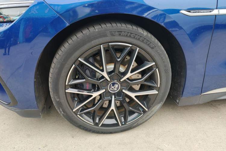 Used BYD Han 2022 EV Genesis Edition 610KM All-Wheel Drive Premium Model