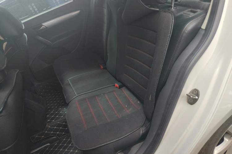 Used Volkswagen Lavida 2013 Revised Classic 1.6L Manual Fashion Edition