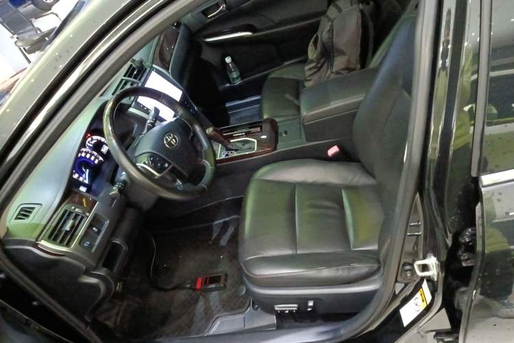 Used Toyota Camry 2016 2.0G 10th Anniversary Leading Edition