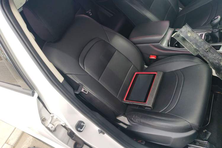 Used CHANGAN CS55 2018 1.5T Manual Colorful Model China V Standard